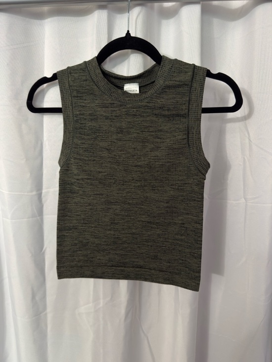 Athleta Tops - Athleta Olive Green Ribbed Sleeveless Knit Top